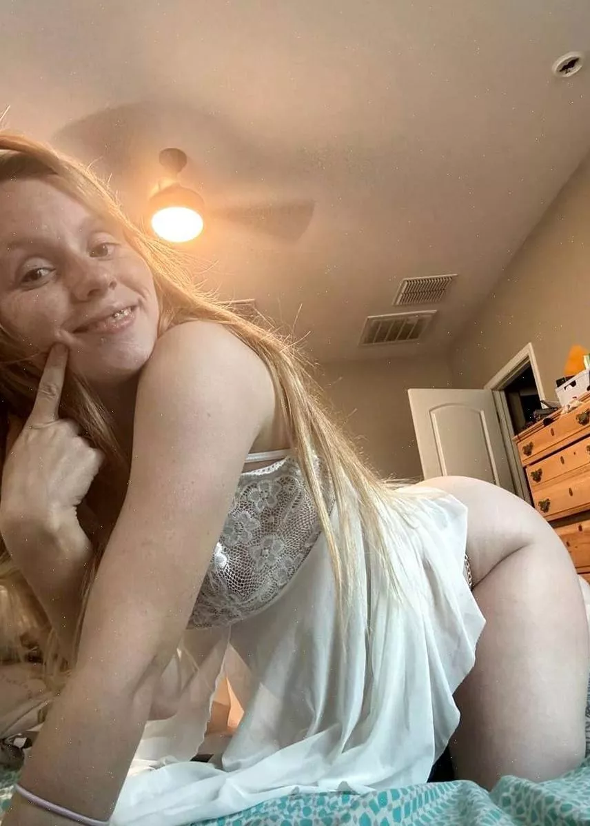 My dream? To wake up with your tongue between my legs?!🎀🩶