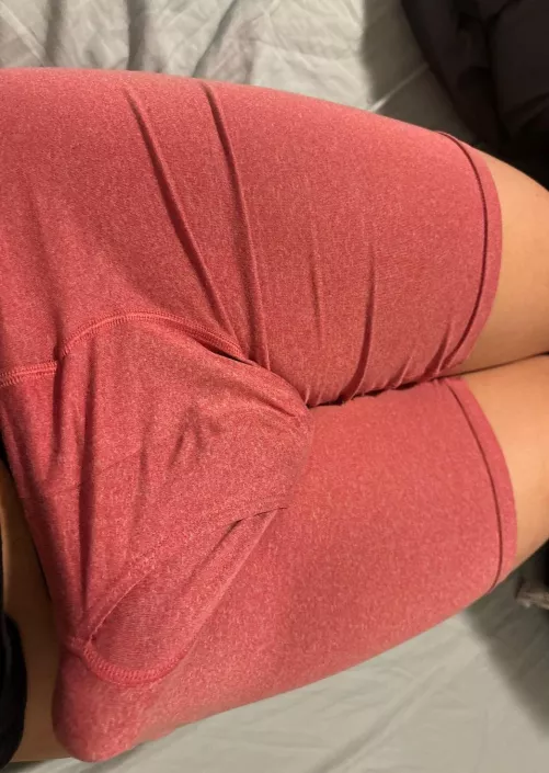 my thighs 😵‍💫