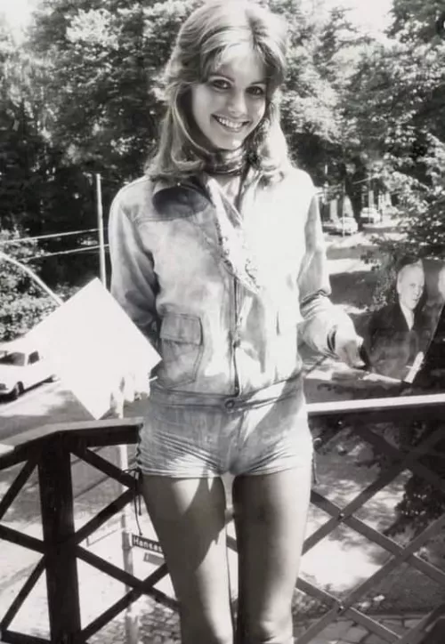 Olivia Newton-john 