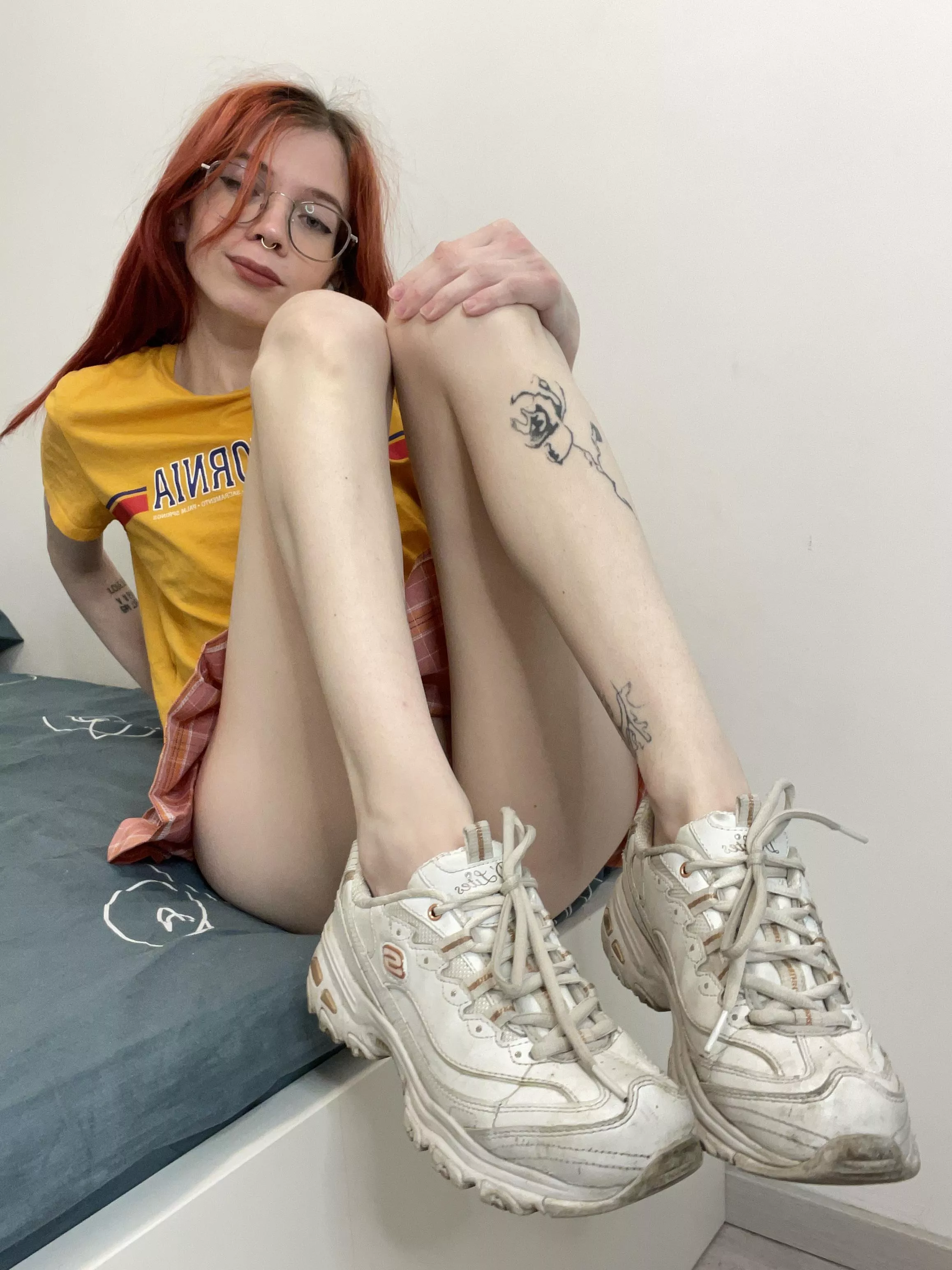 Put your face under my pussy 💕