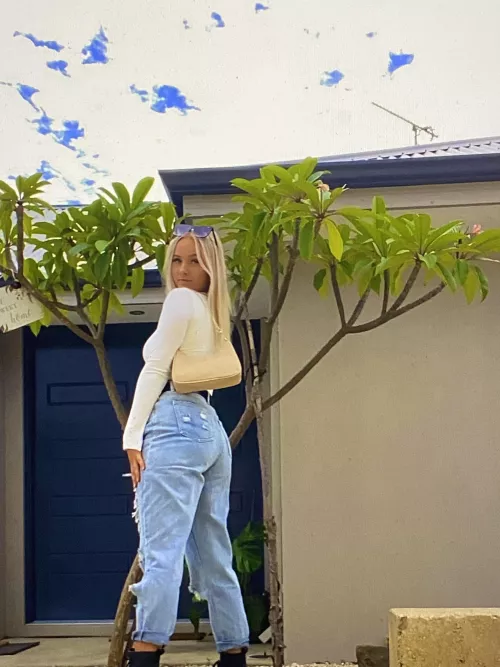 (texas) bored and horny ;) 