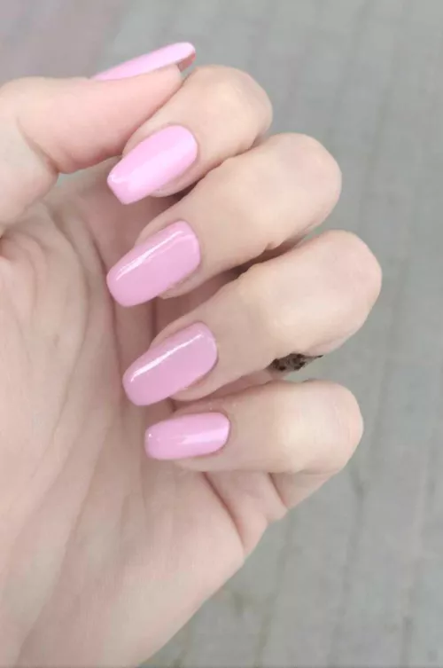 Tribute nails please 