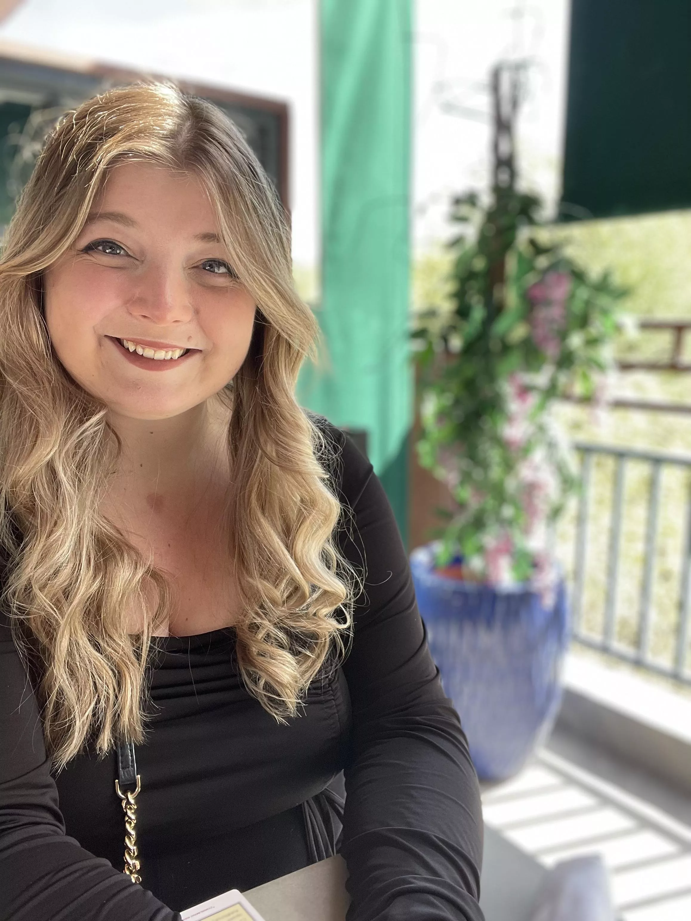 Where you taking me for our date? 