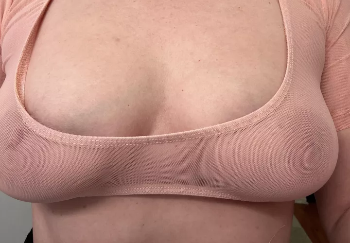 42/F. Pink on pink. 