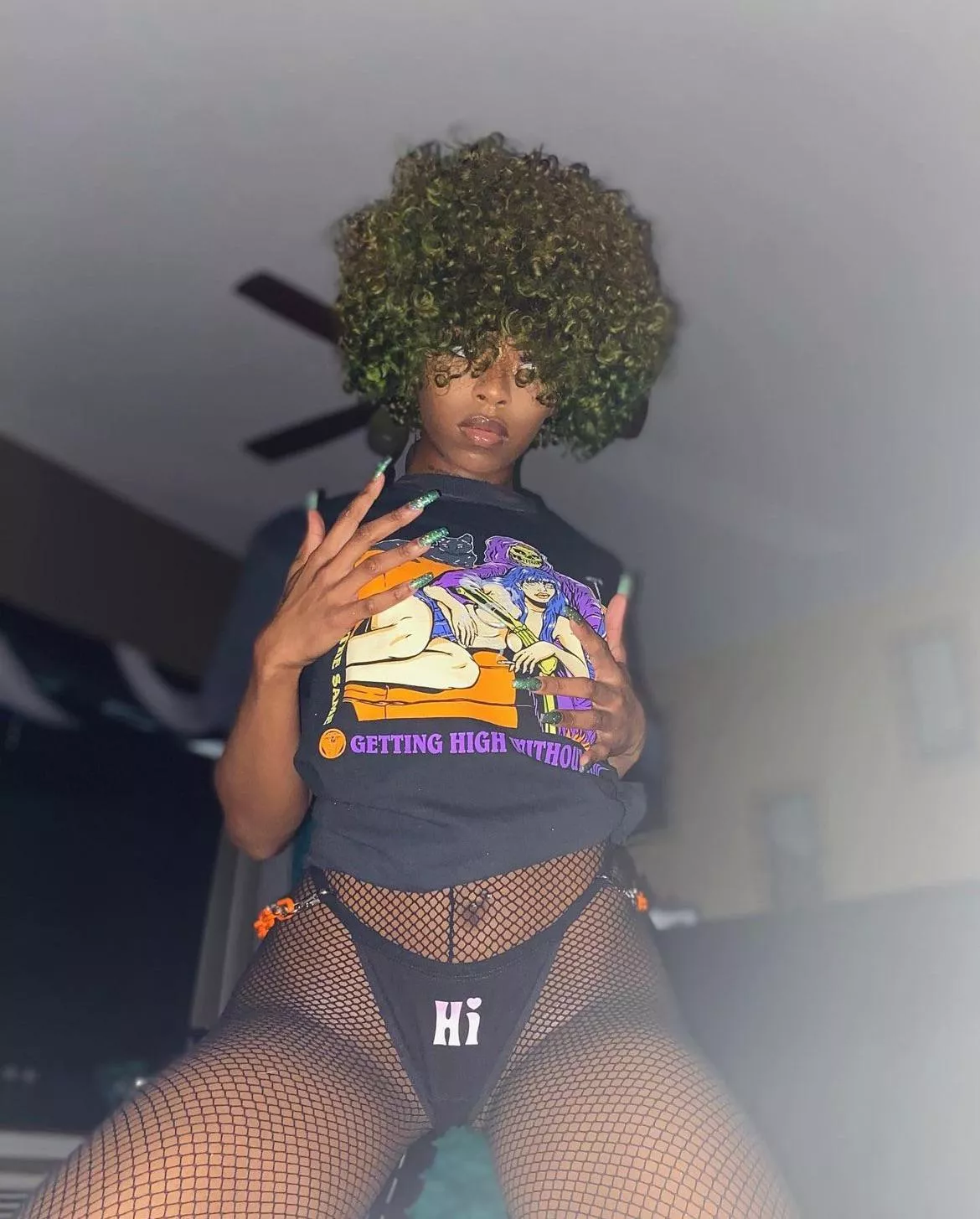 Bow down to me sissy bitchboy, let me drain your wallet💳