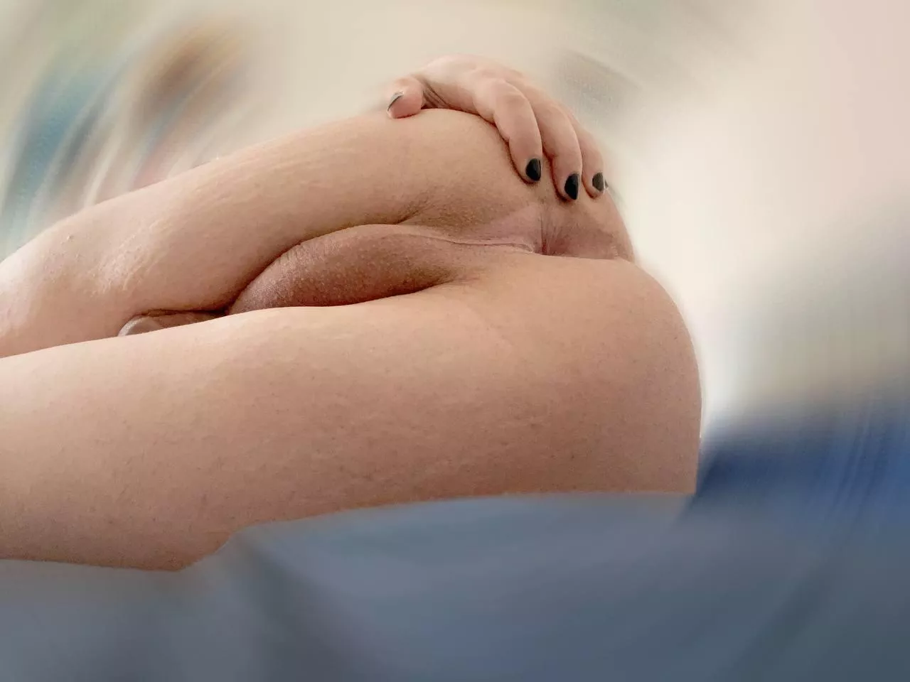 Can i send you bussy pics?