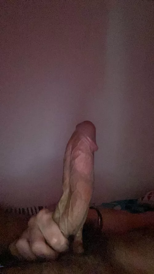Come get that 9 inch monster cock ( F or MF)