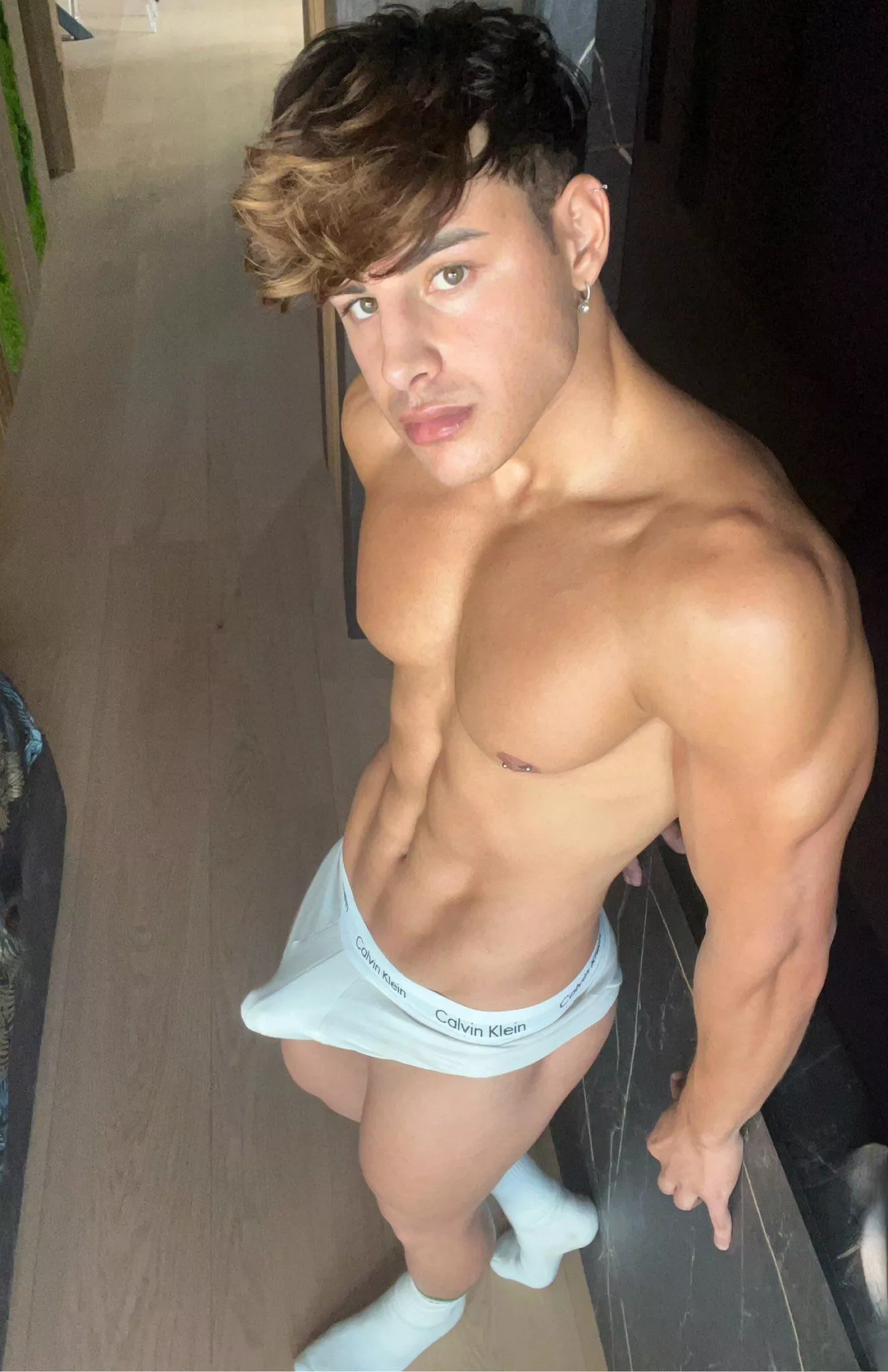 Do my abs and bulge turn you on?