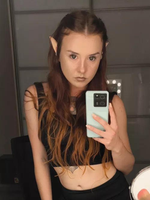Does this dark elf look ready for mischief, or something more mysterious?