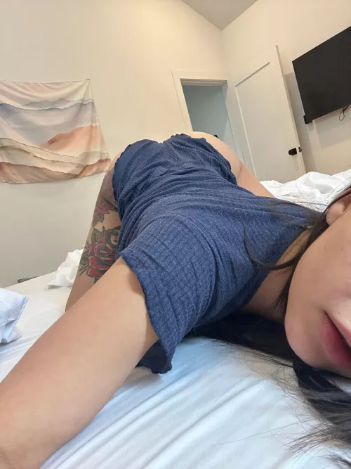 Dreaming of you behind me