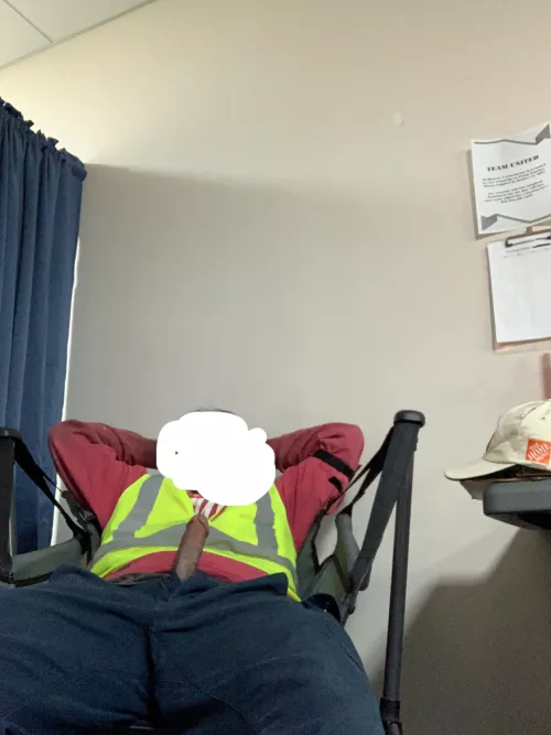 Early bird gets to jerk off in the break room