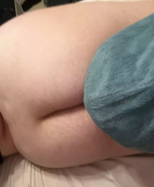 Feeling super horny rn and my blahaj wants a taste~ ( DM's r open😉)