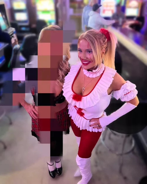 Halloween pic with key on full display!