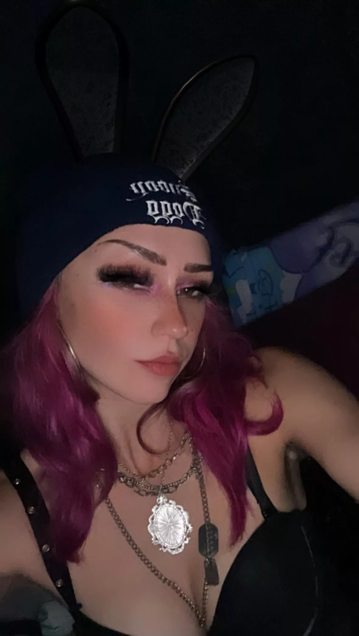 How is your week going so far? 😎💕 [F]