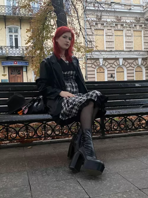 I hope u appreciate my boots if you meet me ;)