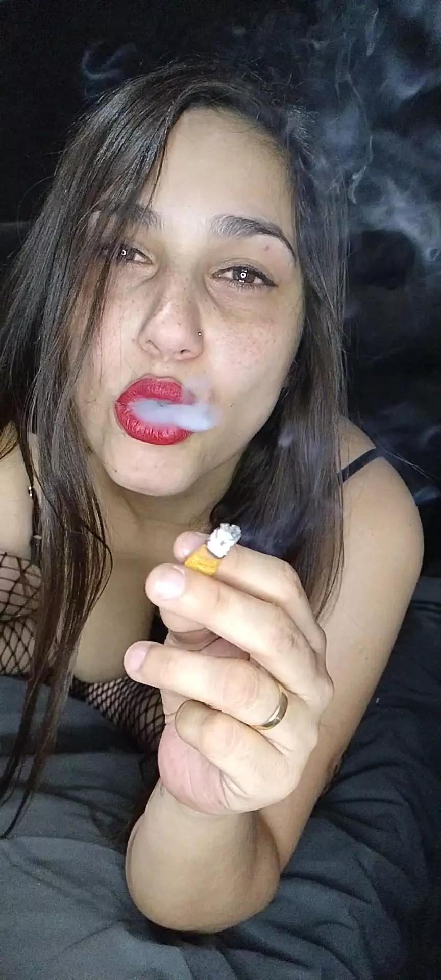 I need to smoke after sex 🚬🔥🌬️ and you? 