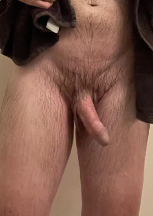 Just out of the shower and all wet 💦