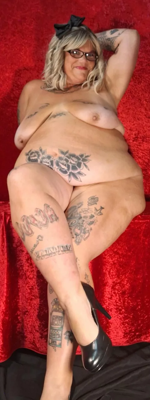 Let me cross my legs around your face