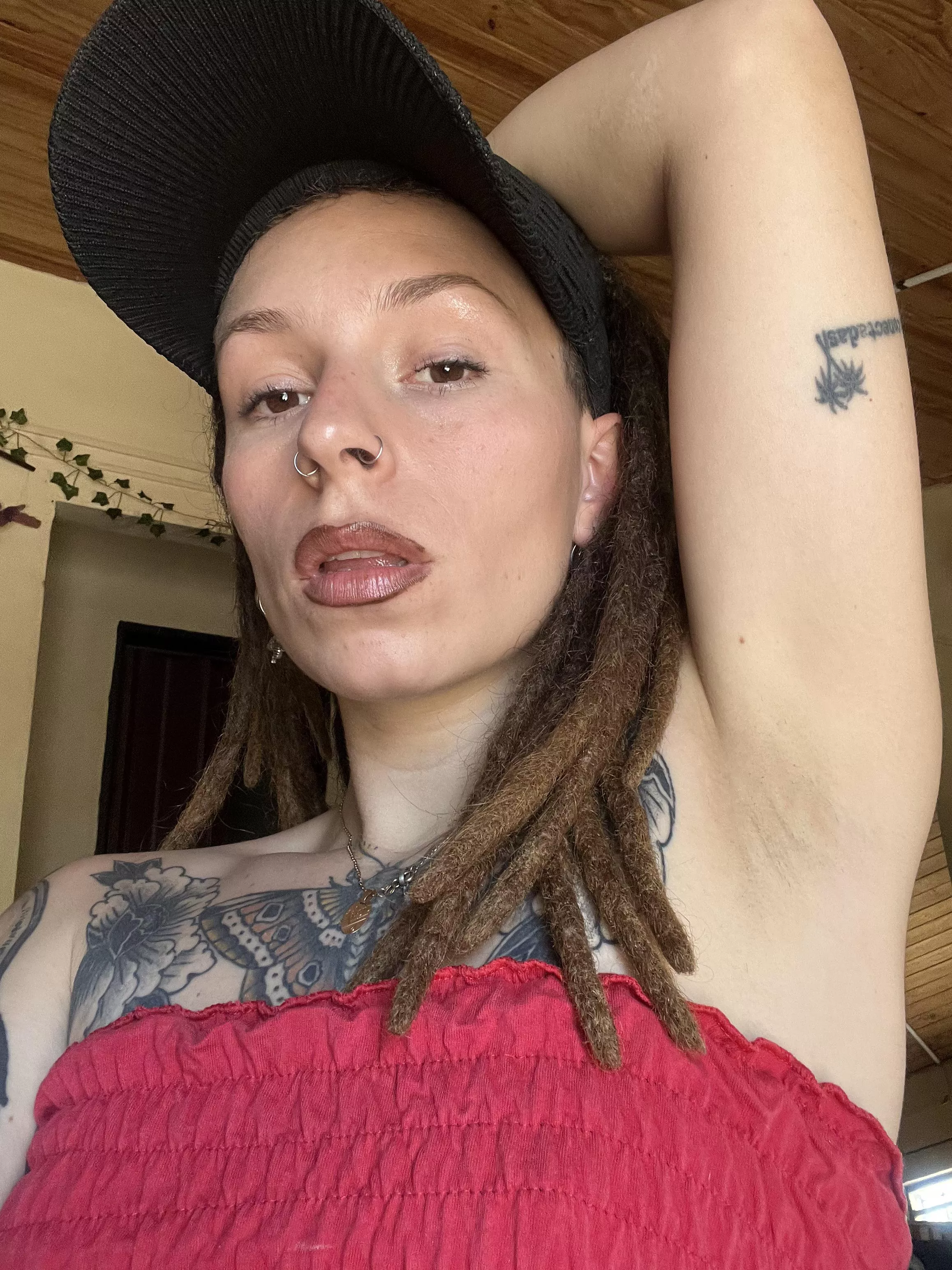 lick mommy's armpits