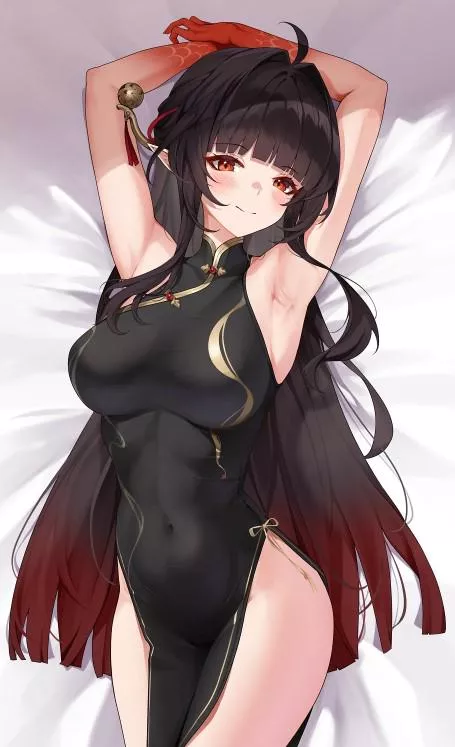 lingsha looking gorgeous in bed 