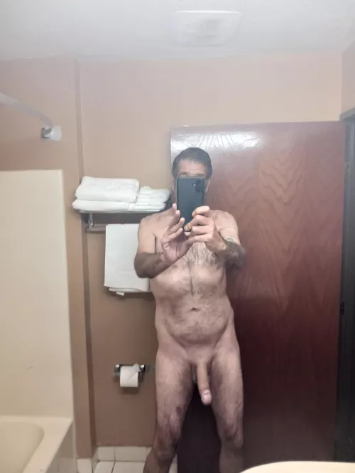 M[51] 6'7 and 220 pounds.