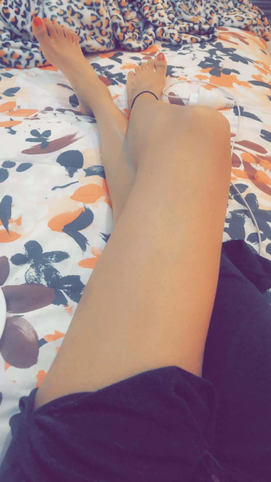 Mom's beautiful legs 