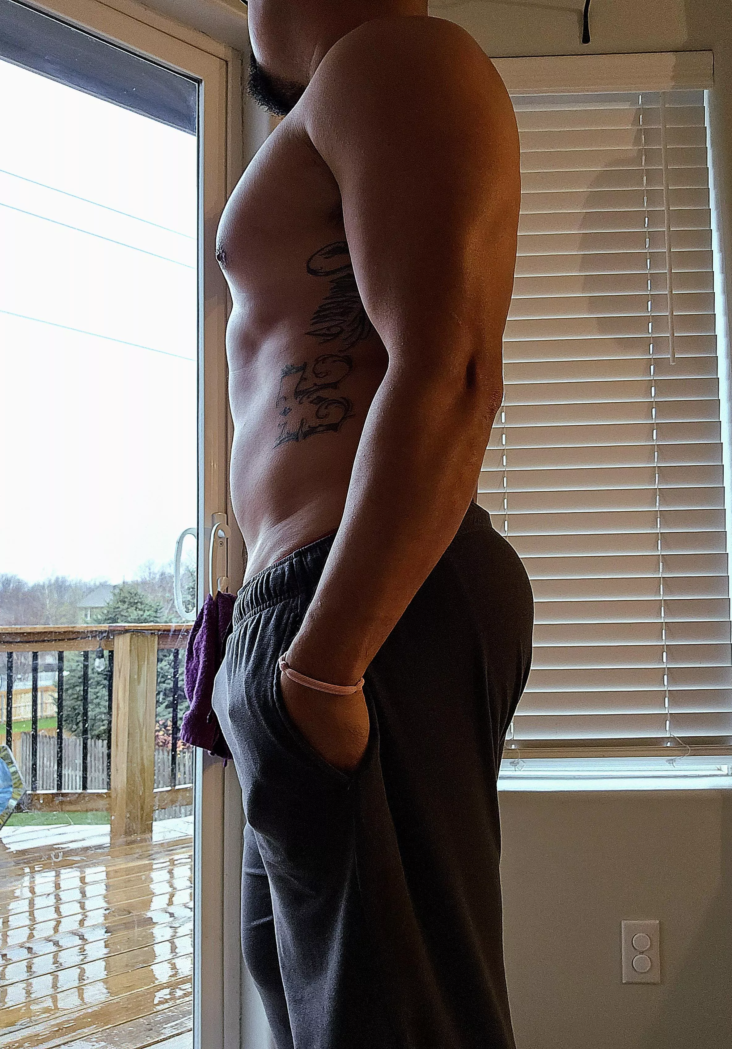 Monday drizzle......who's staying dry