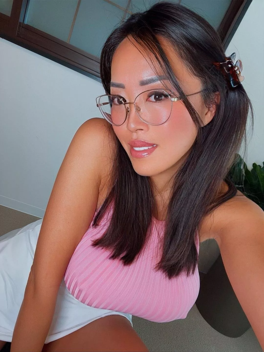 My tits is begging for your touch