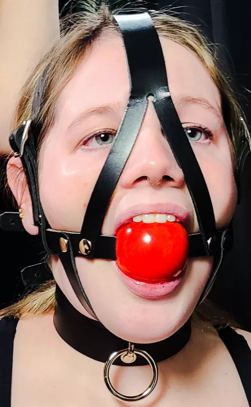 Nicely gagged. Give her a challenge