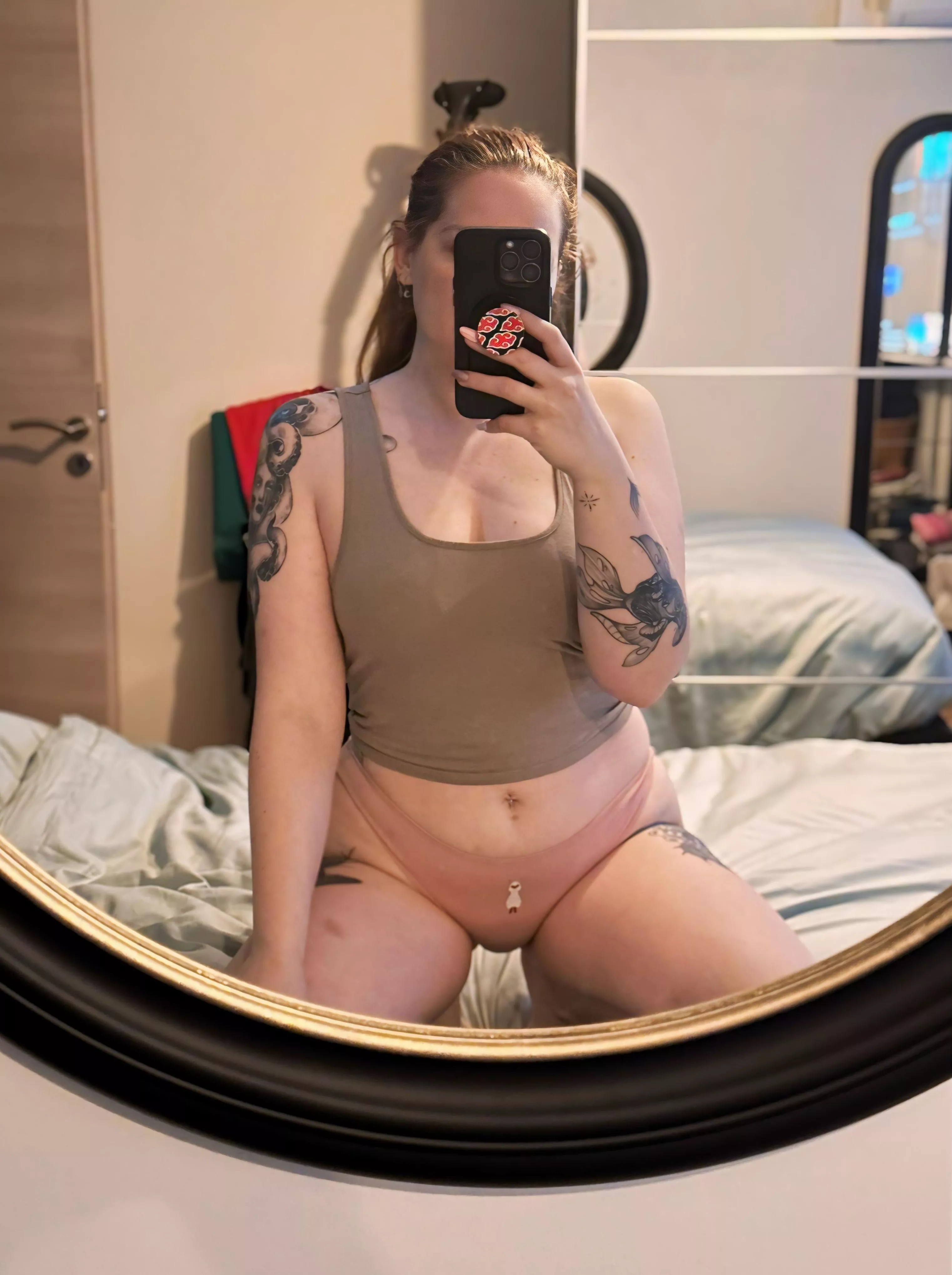 🔥 Pas besoin de grand-chose pour te faire fantasmer.