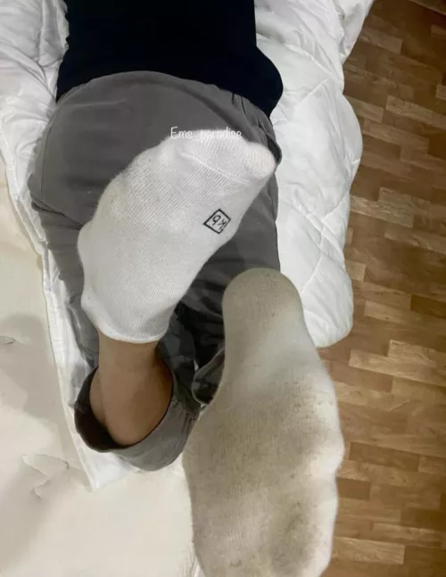 Put them right in your mouth 🥰😈[f]