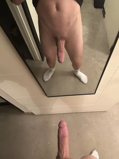 So they say skinny ones have the biggest ones