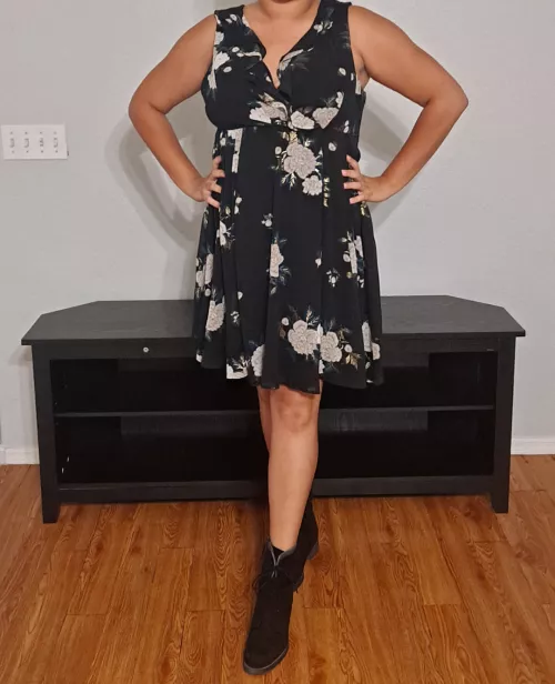 Tall floral before the theatre 