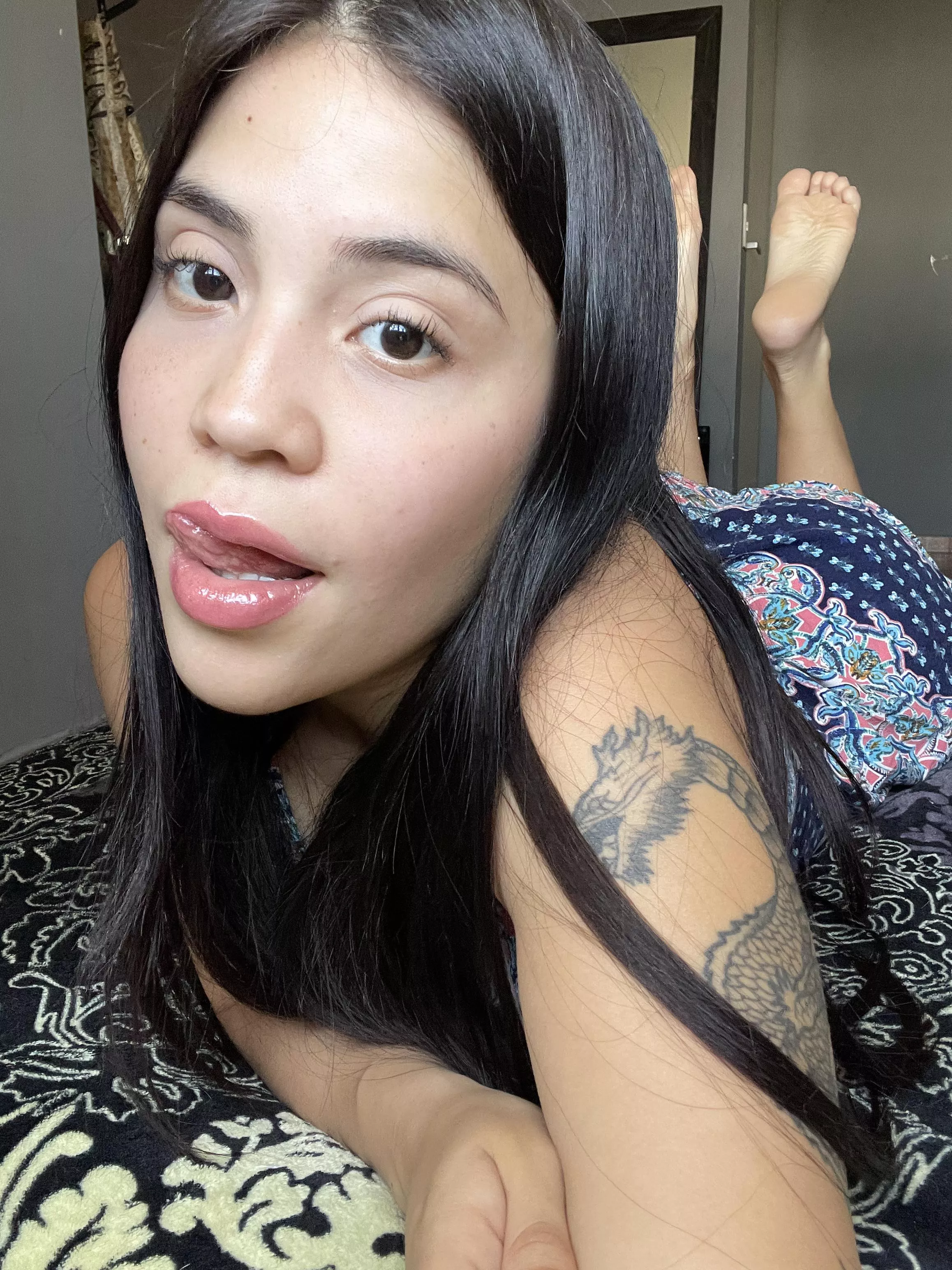 The only thing you’re good for is what you can give. Now, start emptying that wallet if you want my attention.