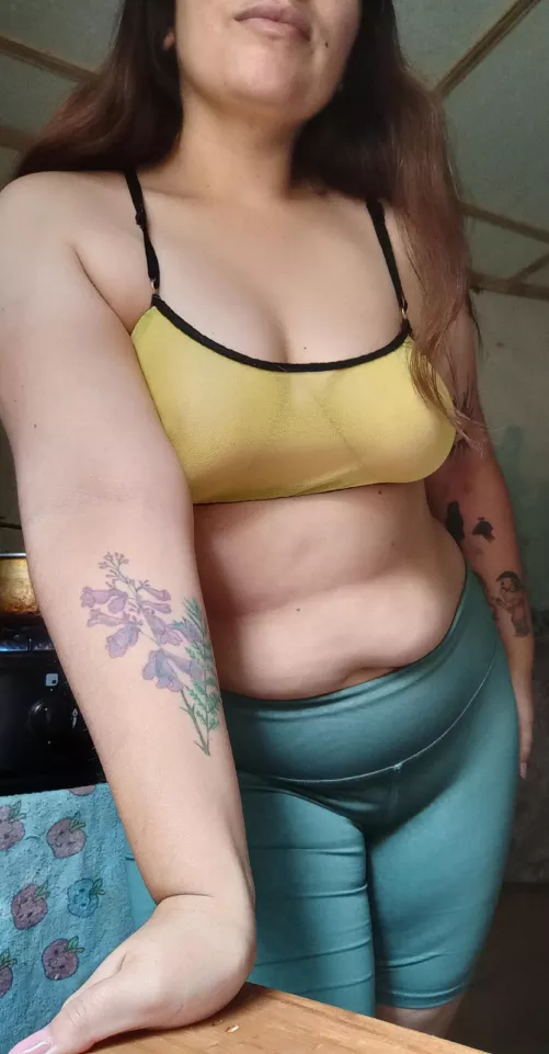 This is how your chubby girlfriend looks like