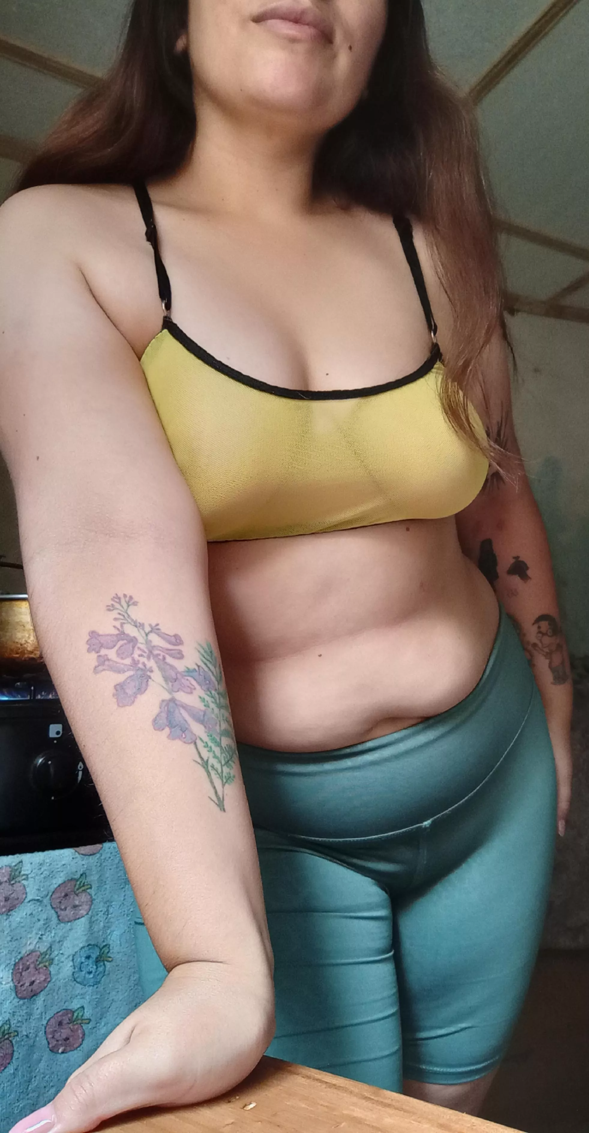 This is how your chubby girlfriend looks like