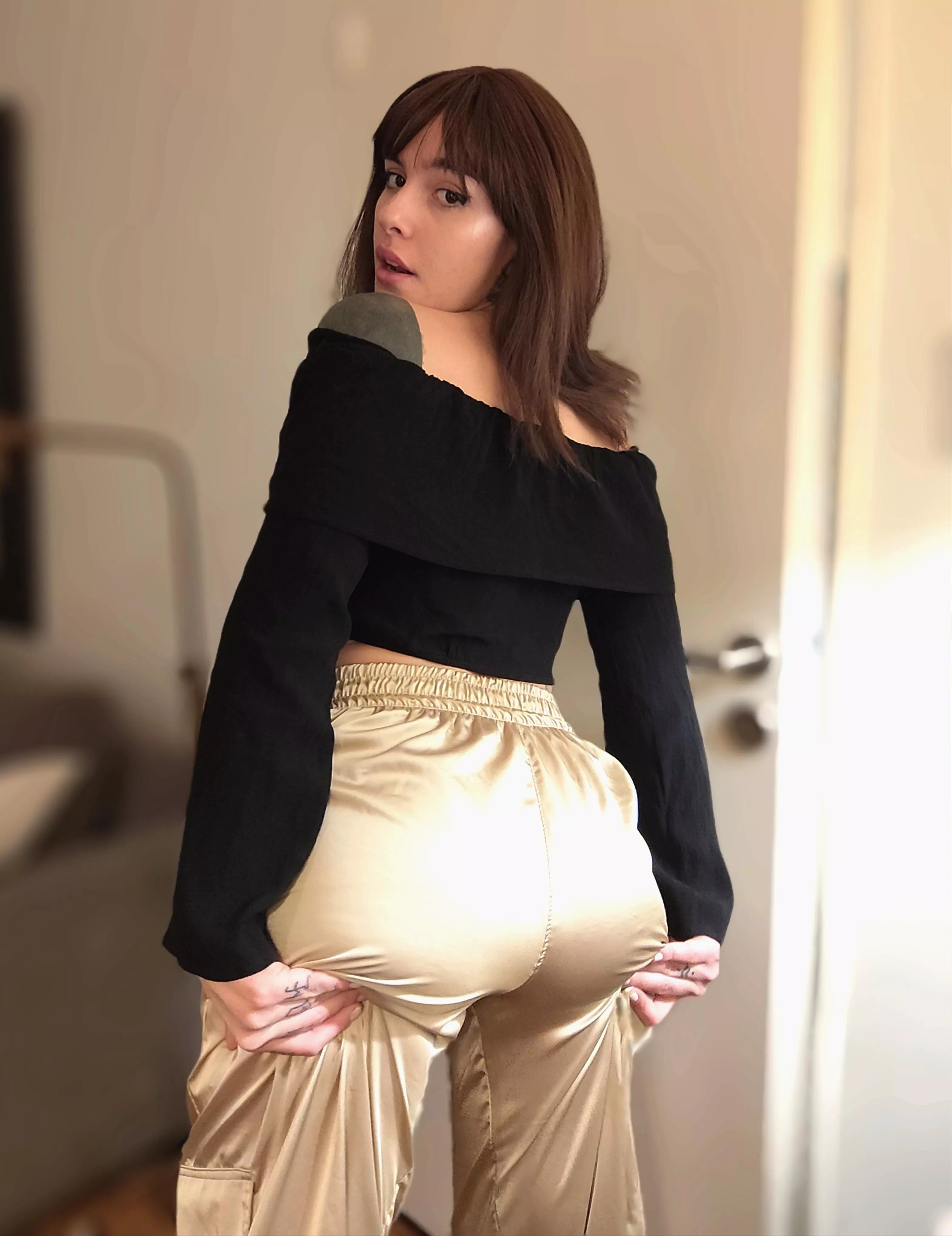 Twerk with my hot ass, baby.