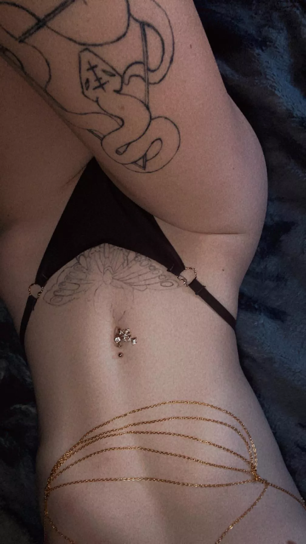 Wanna play with my tight ass?