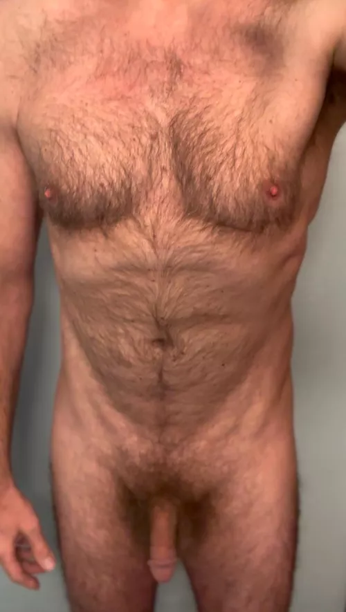 Yo milfs. Hit me up!  🤓