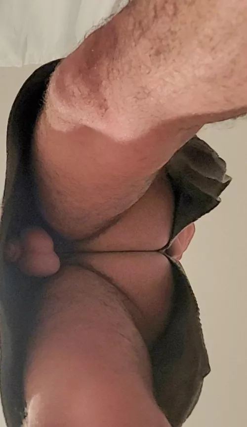 You like lowhangers because of hot shower? 26