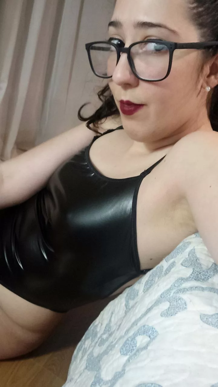 you will be fascinated to taste my rich armpits