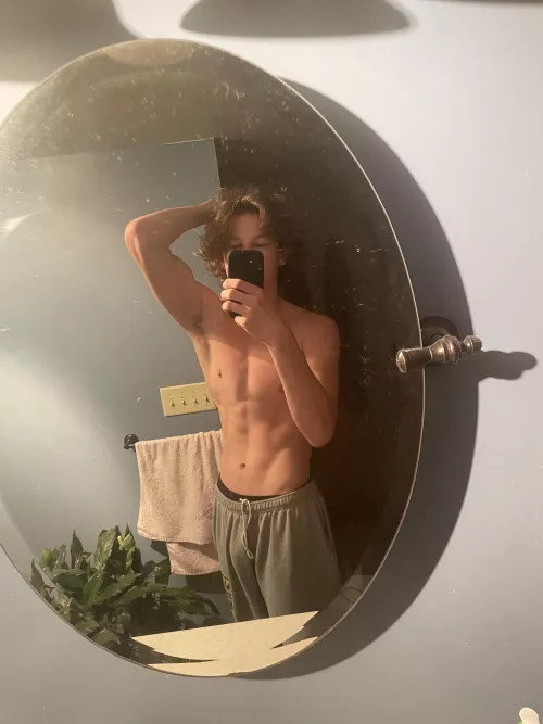 [18] how’s my physique 