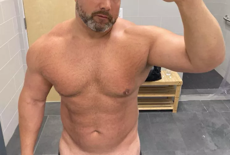 39 [M4F] #Ottawa - iso my princess