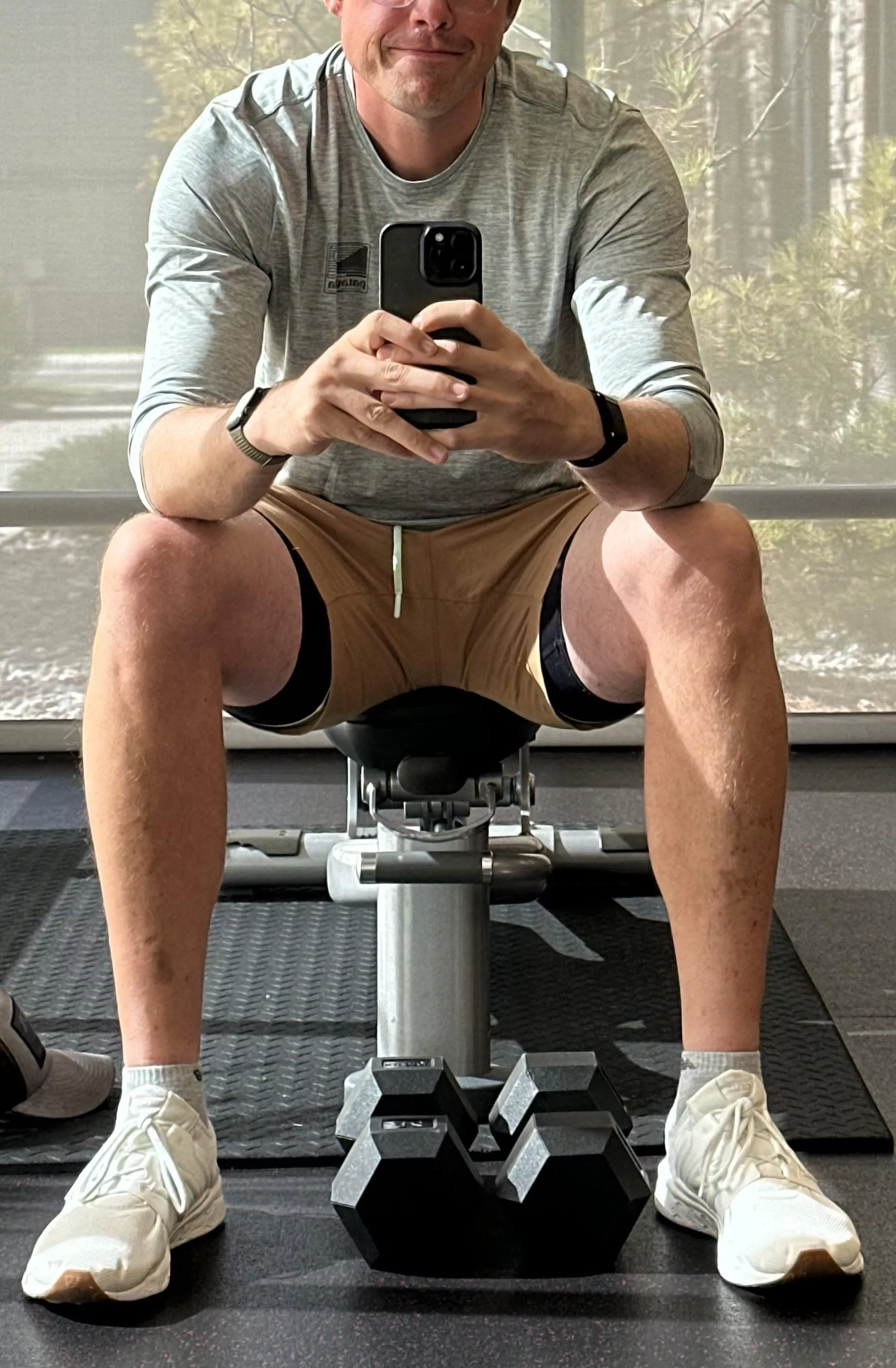 6’6” 34M4F Handsome, Tall and Strong Looking for Petite Sub