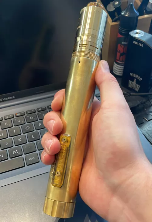 After all these years of vaping this is still one of my favourite devices.