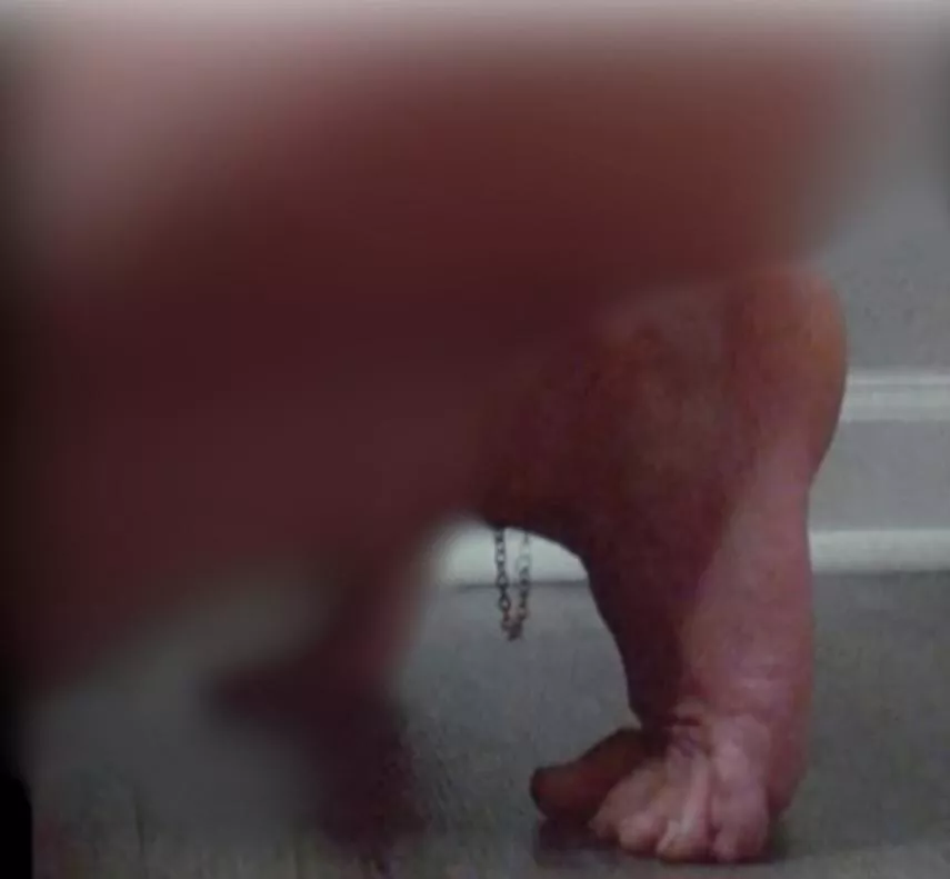 Come check out my petite feet! 