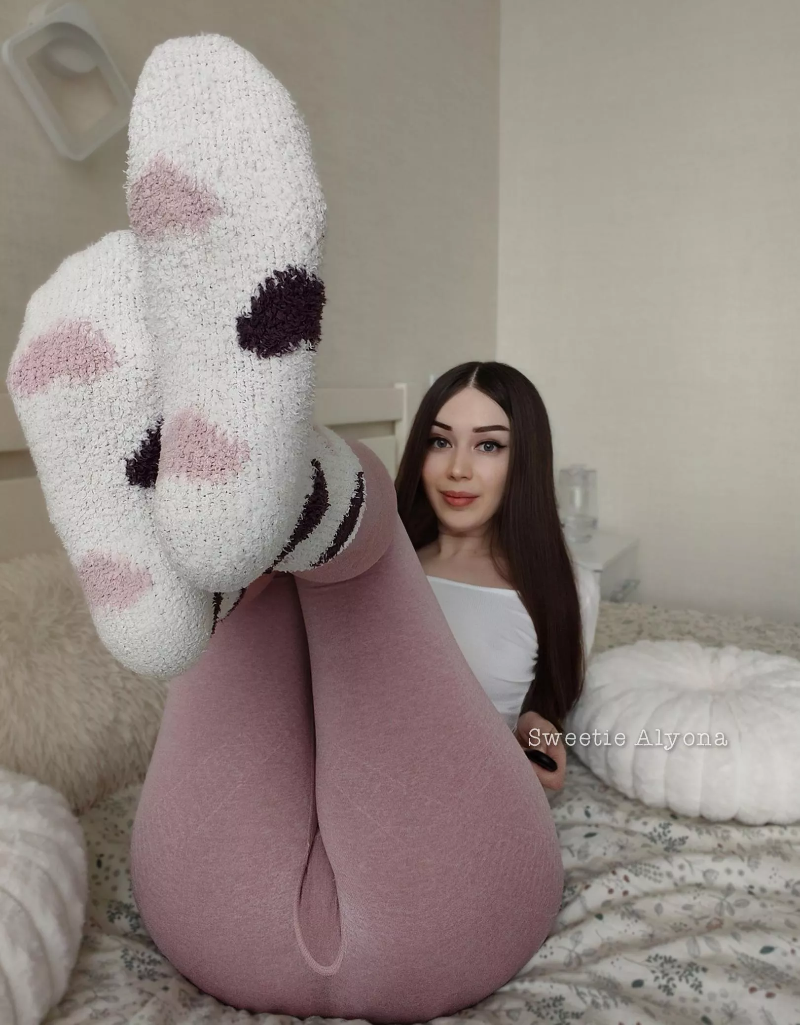 Leggings and fuzzy socks 