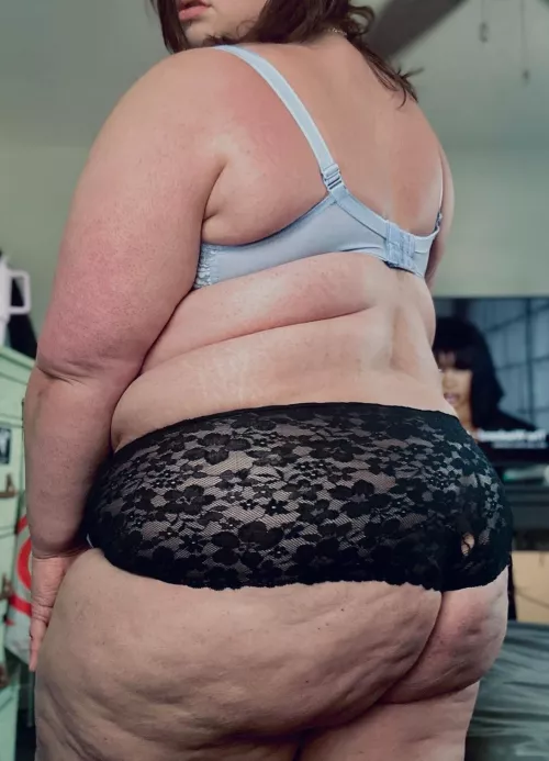 Let me ride until your tongue is sore…