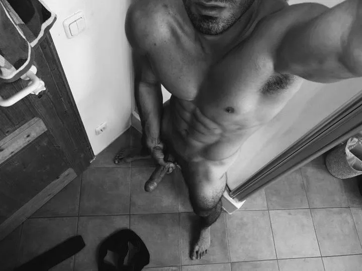 Like this kind of selfie?