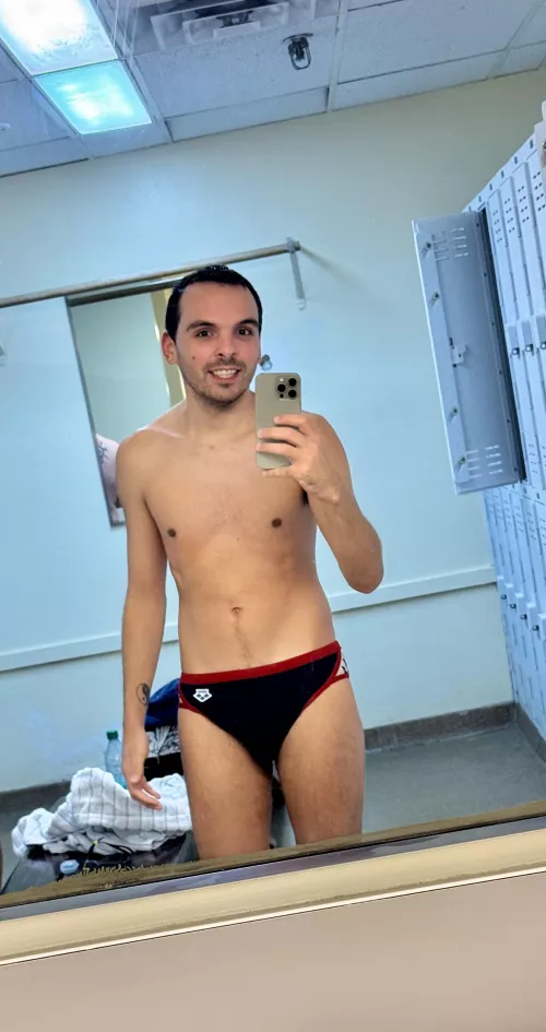 Little late evening swim:) 